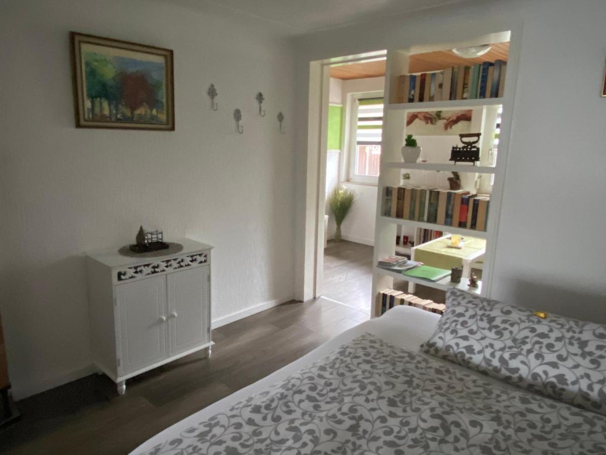 Neuhausen auf den Fildern Apartment Andy & Gabi מראה חיצוני תמונה