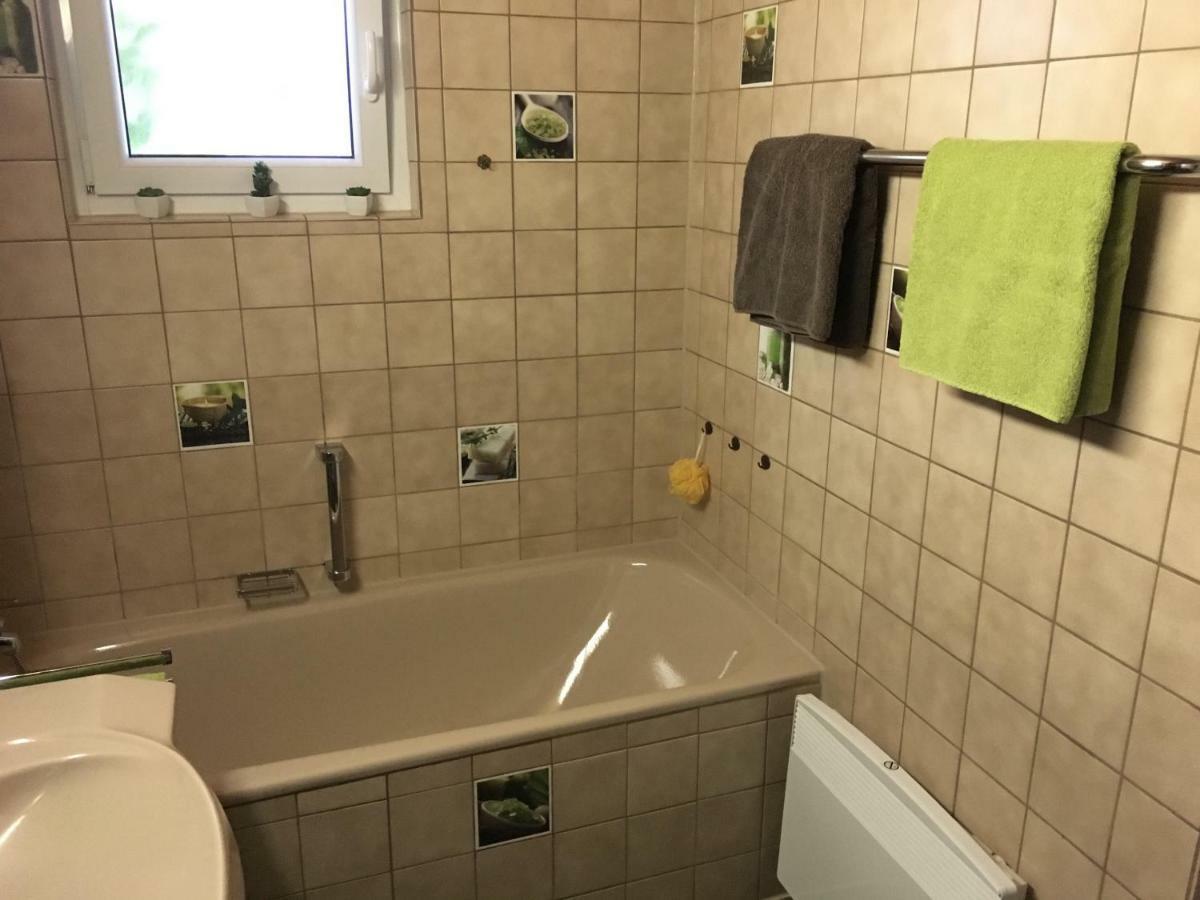 Neuhausen auf den Fildern Apartment Andy & Gabi מראה חיצוני תמונה